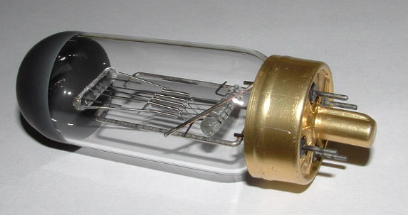 DAY DAK DAT 
film slide projector bulbs lamps